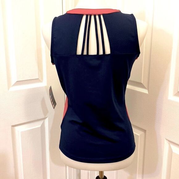 New Bolle Back Opening with 4 Strips Sleeveless Top - Picture 1 of 6